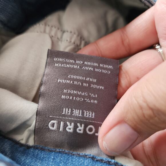 Torrid Boyfriend Straight Vintage Stretch Distressed Mid-Rise Jeans Size 12R - Picture 9 of 10